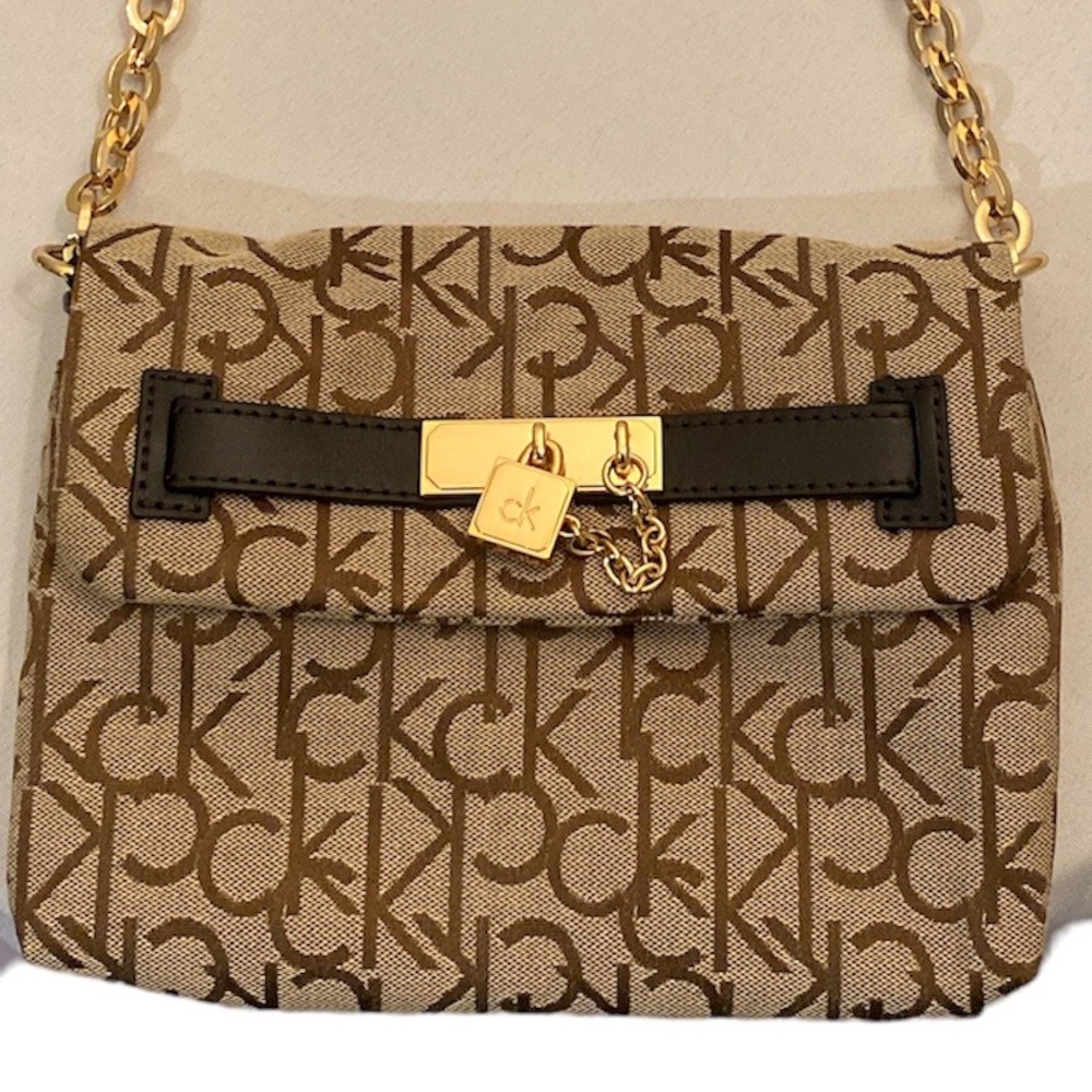 Calvin Klein Shoulder Bag